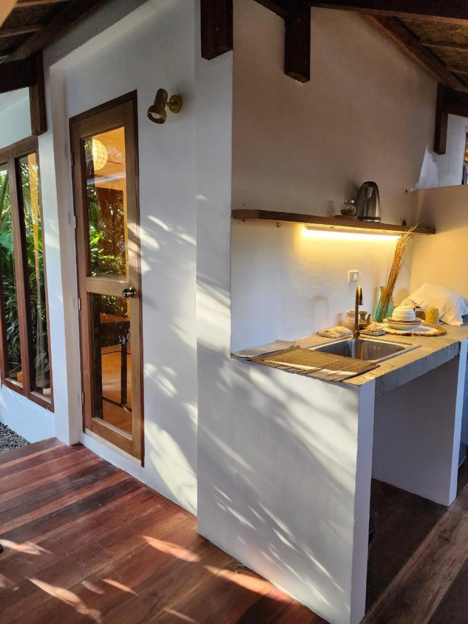 Prana Siargao Resort Генерал-Луна Экстерьер фото